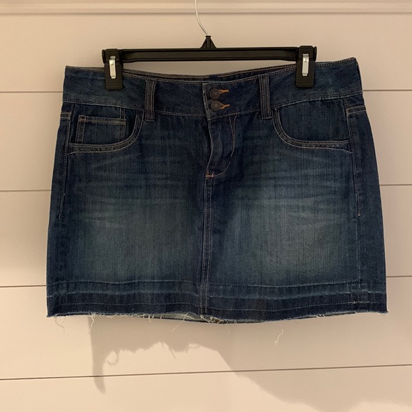 Old Navy Jean Skirt - Picture 1 of 3